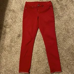 Very good condition Maurices small red jegging